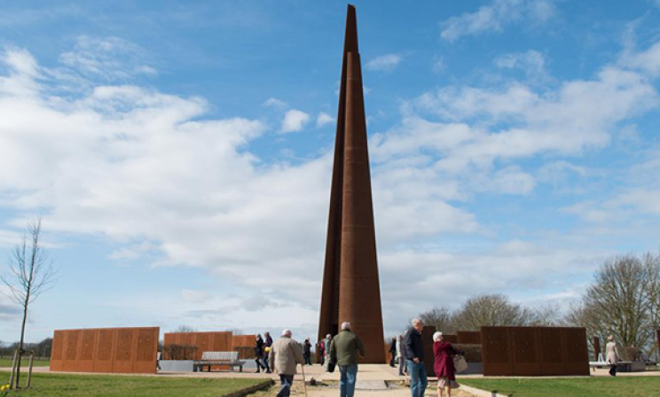 War memorial creation calls for Frami panel system
