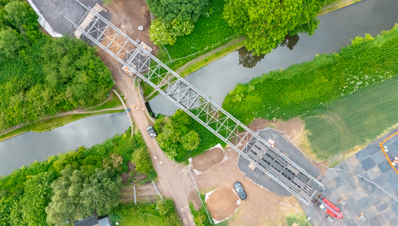 Launching a 54m modular bridge for critical infrastructure repairs